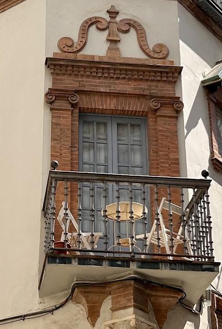 El edificio de la calle Almansa números 11 y 13.