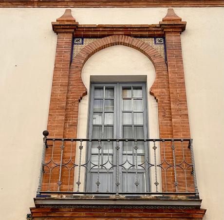El edificio de la calle Almansa números 11 y 13.