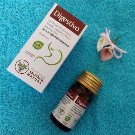 Probando el digestivo de Apoteca Natura