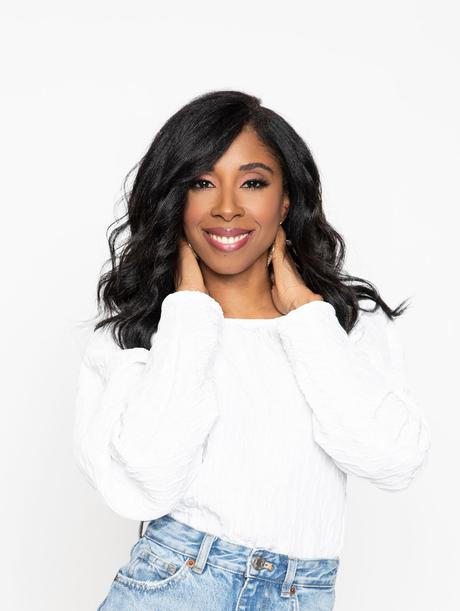 Lilly Goodman llega a Bogotá con su tour “Grandes Éxitos”