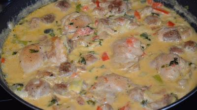 Pollo guisado con coco Pollo guisado con coco