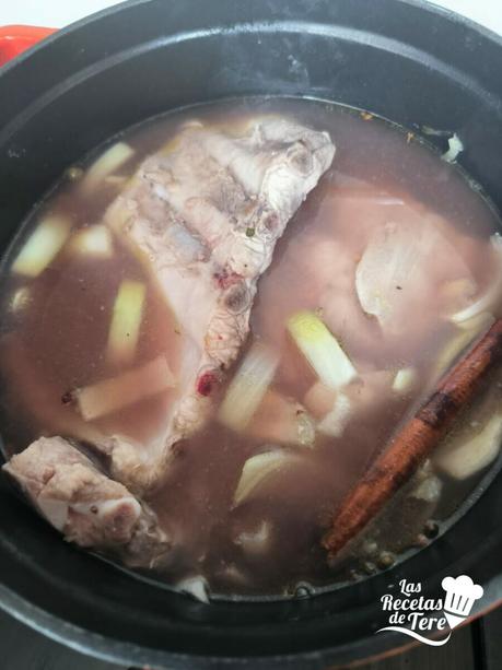 Costillas glaseadas, un maridaje perfecto con vino crianza 2019 de Protos