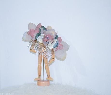 PEINA FLORAL PARA MEMI