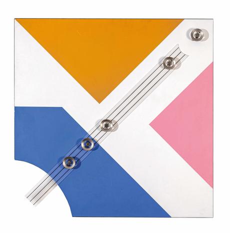 Centro Cultural La Moneda expone legado creativo del uruguayo Carmelo Arden Quin, gran artista del siglo XX Carmelo Arden Quin 14 Sin título, de la serie Plastique, 1985 Acrílico sobre madera plastificada, piezas metálicas, 63 x 56,2 x 8,7 cm