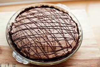 Brownie Nutella Mousse Pieingredients:9 Chocolate Graham Crackers5 Tablespoons Melted Butter1 Box Brownie Mix And Whatever Oil, Water, And Eggs The Package Calls For5 Ounces Cream Cheese,...