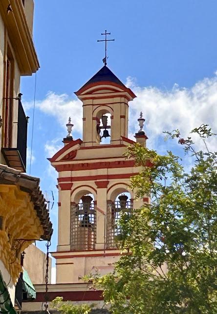 La iglesia del Convento del Espíritu Santo (2): las fachadas del convento y de la iglesia.