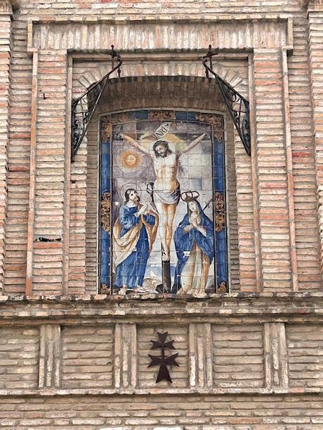 La iglesia del Convento del Espíritu Santo (2): las fachadas del convento y de la iglesia.