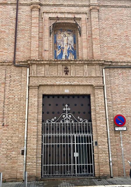 La iglesia del Convento del Espíritu Santo (2): las fachadas del convento y de la iglesia.