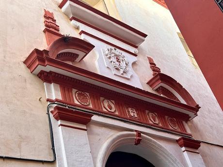 La iglesia del Convento del Espíritu Santo (2): las fachadas del convento y de la iglesia.