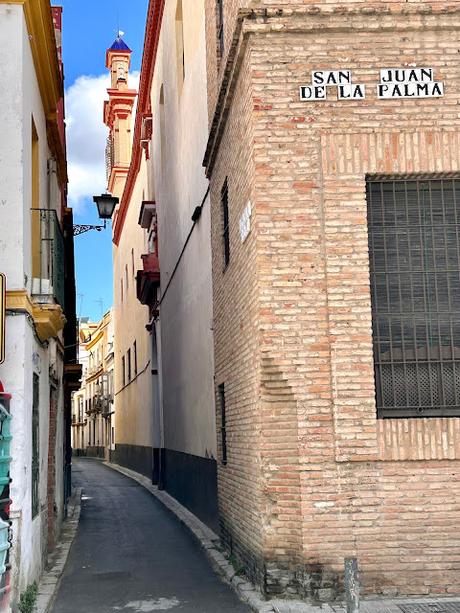 La iglesia del Convento del Espíritu Santo (2): las fachadas del convento y de la iglesia.
