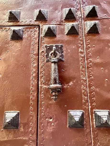 La iglesia del Convento del Espíritu Santo (2): las fachadas del convento y de la iglesia.