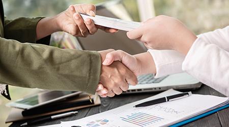 La legislación impositiva y las pagas extra