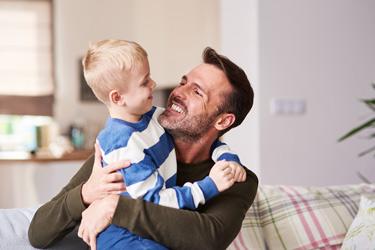 ¿Me corresponde baja paternidad sin estar casado?