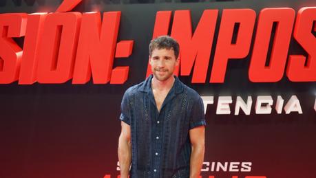 CUESTIONARIO: ESMERALDA MOYA, BERNABÉ FERNÁNDEZ, PAULA PÚA, Y SARA ESCUDERO. CUESTIONARIO: ESMERALDA MOYA, BERNABÉ FERNÁNDEZ, PAULA PÚA, Y SARA ESCUDERO.