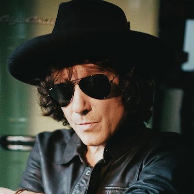 Enrique Bunbury - Desaparecer (2023) Enrique Bunbury - Desaparecer (2023)