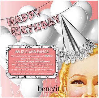 Benefit te regala un Diseño de cejas por tu Cumpleaños