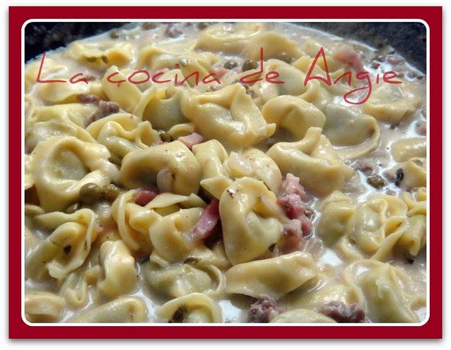 TORTELLINIS CON CREMA DE POLLO