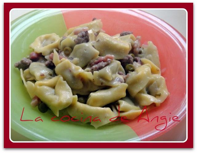 TORTELLINIS CON CREMA DE POLLO