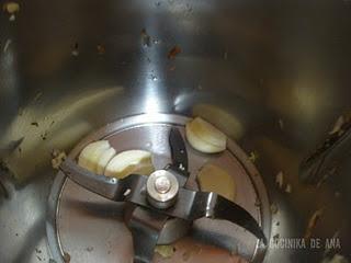 CHAMPIÑONES RELLENOS Y  VIAJE A MÓN SANT BENET