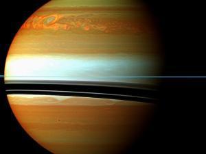 Crónica de la gigantesca tormenta de Saturno registrada por la Cassini