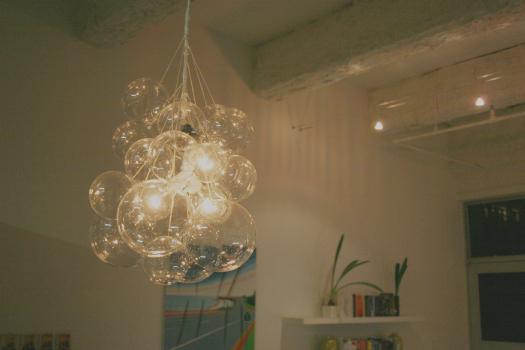 Diy: Elegante Lámpara de techo con burbujas de cristal. Paso a paso