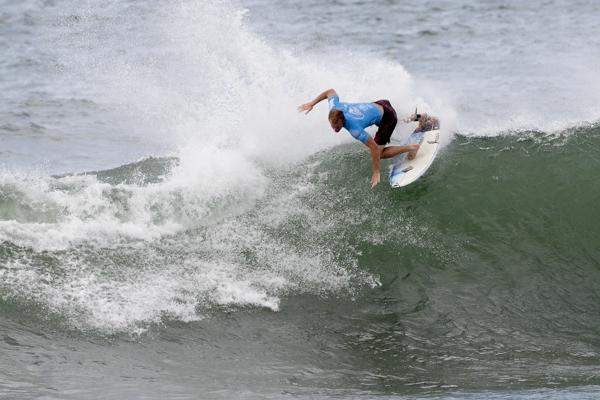 Taj Burrow gana el Reef Hawaiian Pro 2011