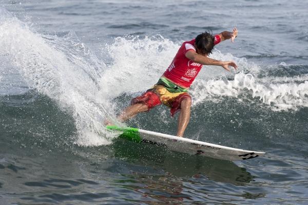 Taj Burrow gana el Reef Hawaiian Pro 2011