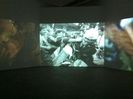 Muntadas. On translation. El aplauso 1990 El video pide sitio: Muntadas e Hiraki Sawa