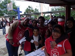 Ricoh entrega juguetes a niños de escasos recursos en Pacula, Hidalgo