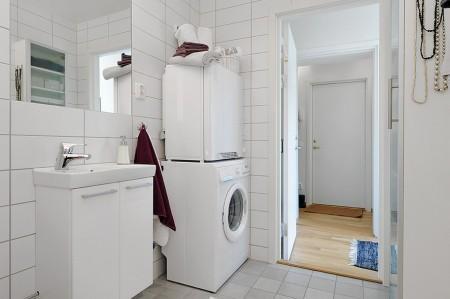 Vivir en 36m² pisos menores de 40 metros cuadrados muebles low cost muebles de ikea muebles con varias funciones HEMMES de Ikea estilo nórdico diseño escandinavo diseño de interiores decoración pisos pequeños decoración low cost decoración de interiores decoración apartamentos para 1 persona cocinas blancas pequeñas cama diván apartamentos para 1 persona