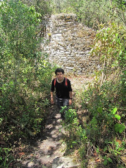 TREKKING A LAS MISTERIOSAS RUINAS DE LA CONGONA