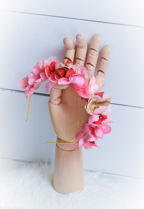 DIADEMA FLORAL SANDRA.