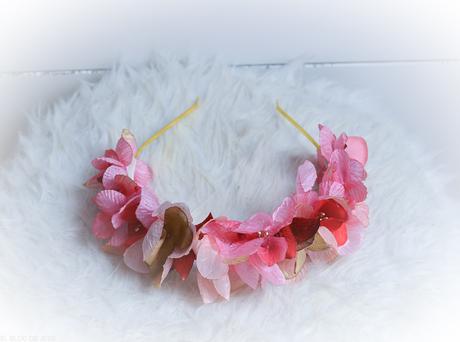 DIADEMA FLORAL SANDRA.