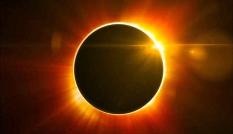Eclipses solares que se verán en Cataluña durante la próxima década Eclipses solares que se verán en Cataluña durante la próxima década