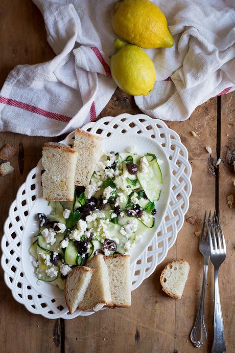 ENSALADA DE CALABACIN Y QUESO FETA ENSALADA DE CALABACIN Y QUESO FETA