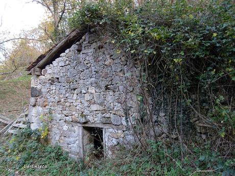 Riospaso-Güé Martínez-Los Praos-Las Planas-La Vaḷḷota-Las Navariegas