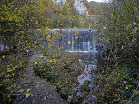 Riospaso-Güé Martínez-Los Praos-Las Planas-La Vaḷḷota-Las Navariegas