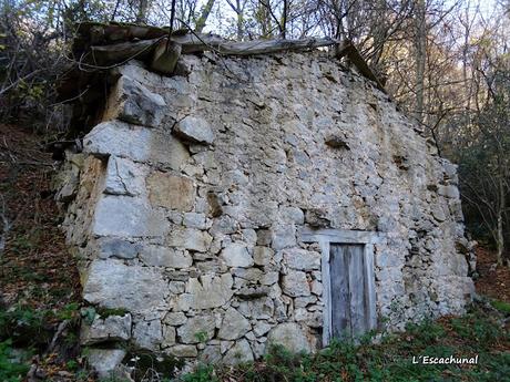 Riospaso-Güé Martínez-Los Praos-Las Planas-La Vaḷḷota-Las Navariegas