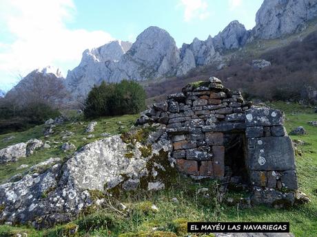 Riospaso-Güé Martínez-Los Praos-Las Planas-La Vaḷḷota-Las Navariegas