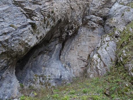 Riospaso-Güé Martínez-Los Praos-Las Planas-La Vaḷḷota-Las Navariegas