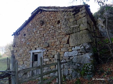 Riospaso-Güé Martínez-Los Praos-Las Planas-La Vaḷḷota-Las Navariegas