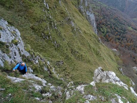 Riospaso-Güé Martínez-Los Praos-Las Planas-La Vaḷḷota-Las Navariegas