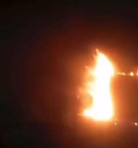 (video) Hombre lanza bomba molotov a bar en Sonora: fallecen 11 personas