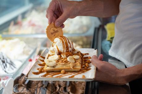 Ferretti se alía con Franquicias Que Crecen para continuar con su expansión por toda España Ferretti se alía con Franquicias Que Crecen para continuar con su expansión por toda España