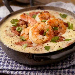Shrimp and Grits: El Encuentro Culinario del Sur con un Toque de Sofisticación