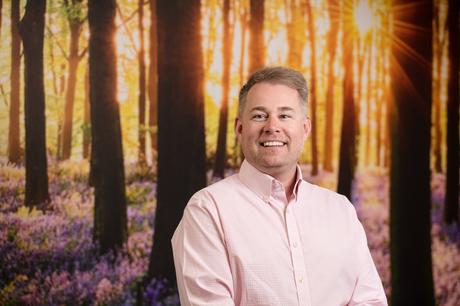 Asendia anuncia una nueva organización estratégica del Grupo Asendia para reforzar su posición en soluciones de comercio electrónico y el nombramiento de Simon Batt como nuevo CEO de su división logística a nivel mundial Asendia anuncia una nueva organización estratégica del Grupo Asendia para reforzar su posición en soluciones de comercio electrónico y el nombramiento de Simon Batt como nuevo CEO de su división logística a nivel mundial