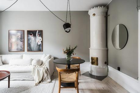 Un pequeño apartamento en tonos grises