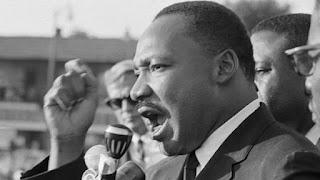 [ARCHIVO DEL BLOG] Tres discursos para la historia. [Publicada el 27/08/2013]