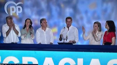 Feijóo, al contrario de Sánchez, tiene prisa para gobernar… Y Vox pide un “tamayazo”.