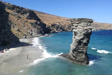 Tis-Grias-to-Pidima-en-isla-andros